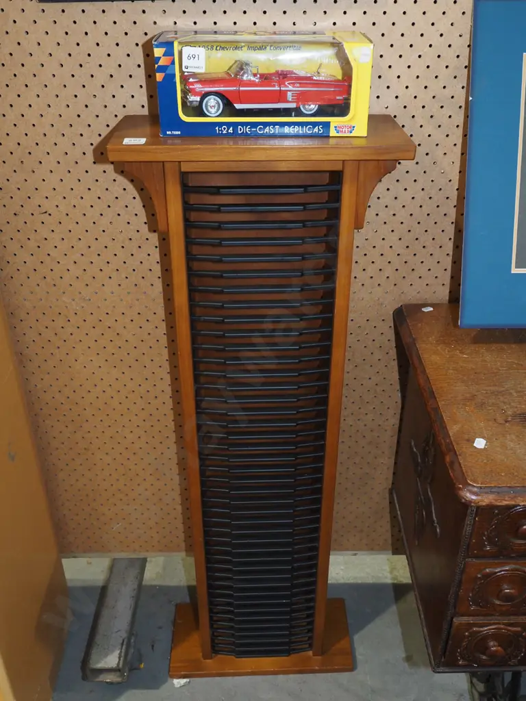 DVD tower H1020 Image 1++