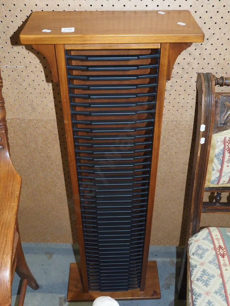 DVD tower H1020 Image 1++