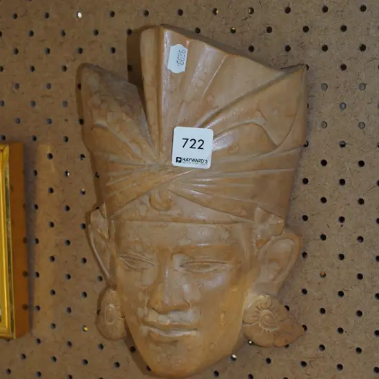 small carved Indonesian wooden mask H250