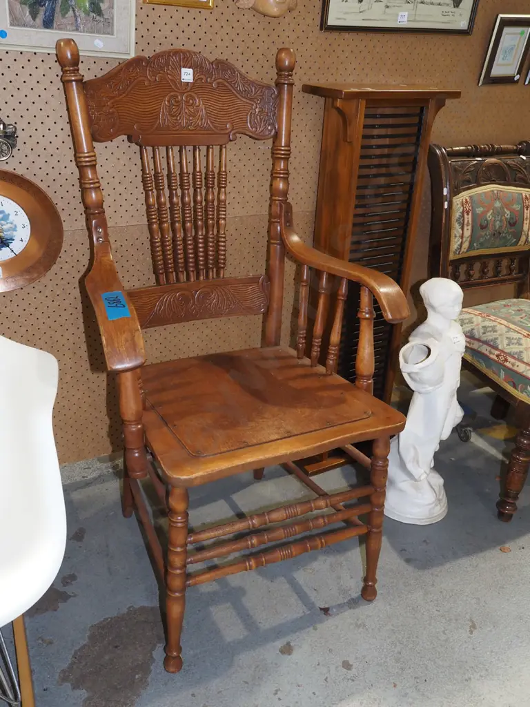 pressed wood spindle back carver chair Image 1++