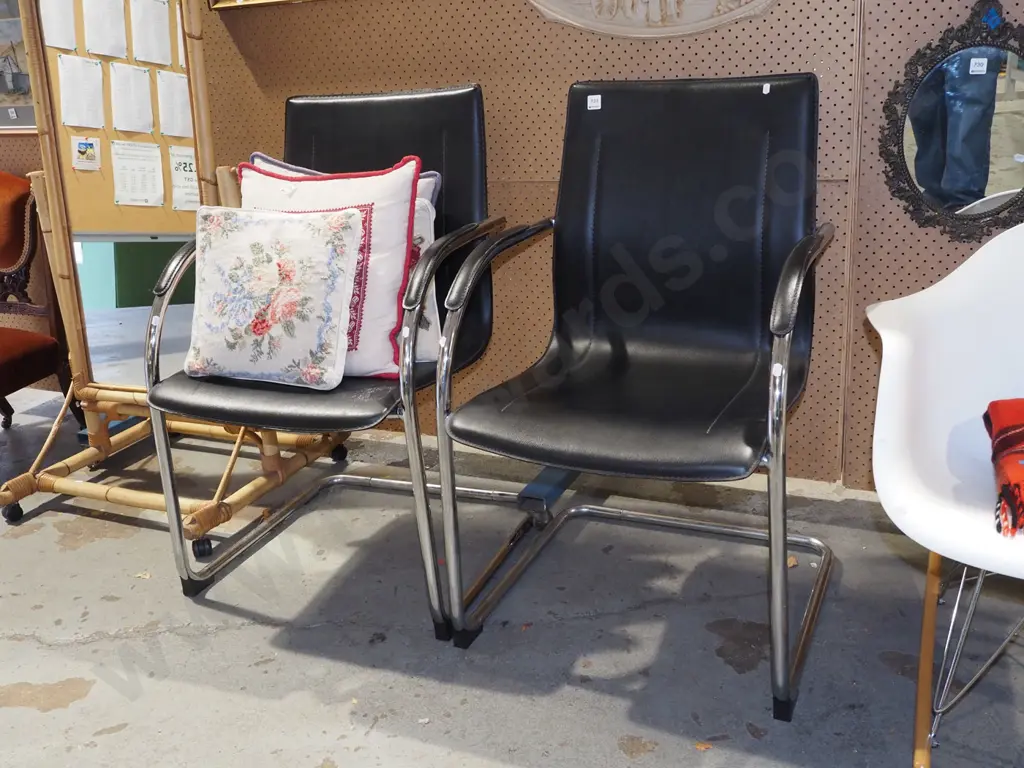 2x chrome and leather reception chairs Image 1++
