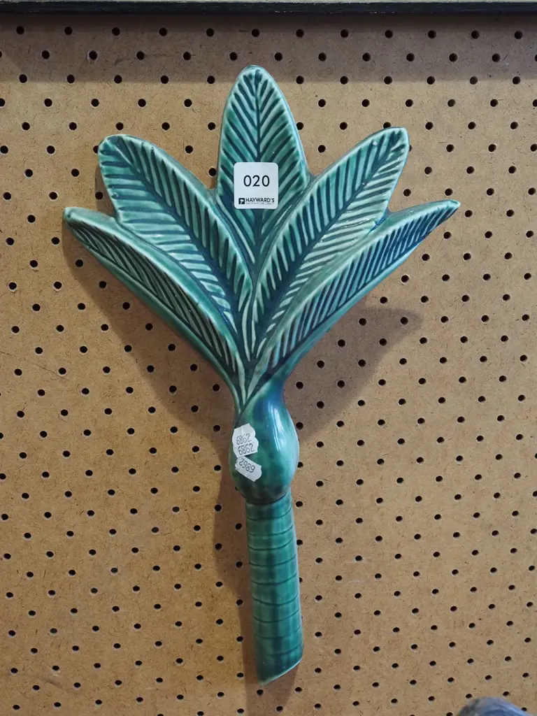 ceramic wall art - nikau palm Image 1++