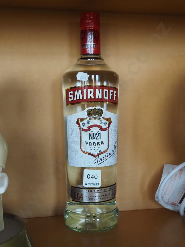 1L Smirnoff vodka Image 1++