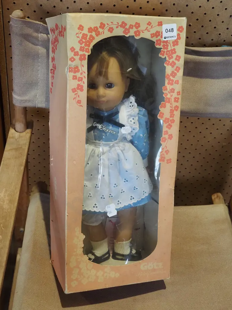 box; Gotz doll Image 1++