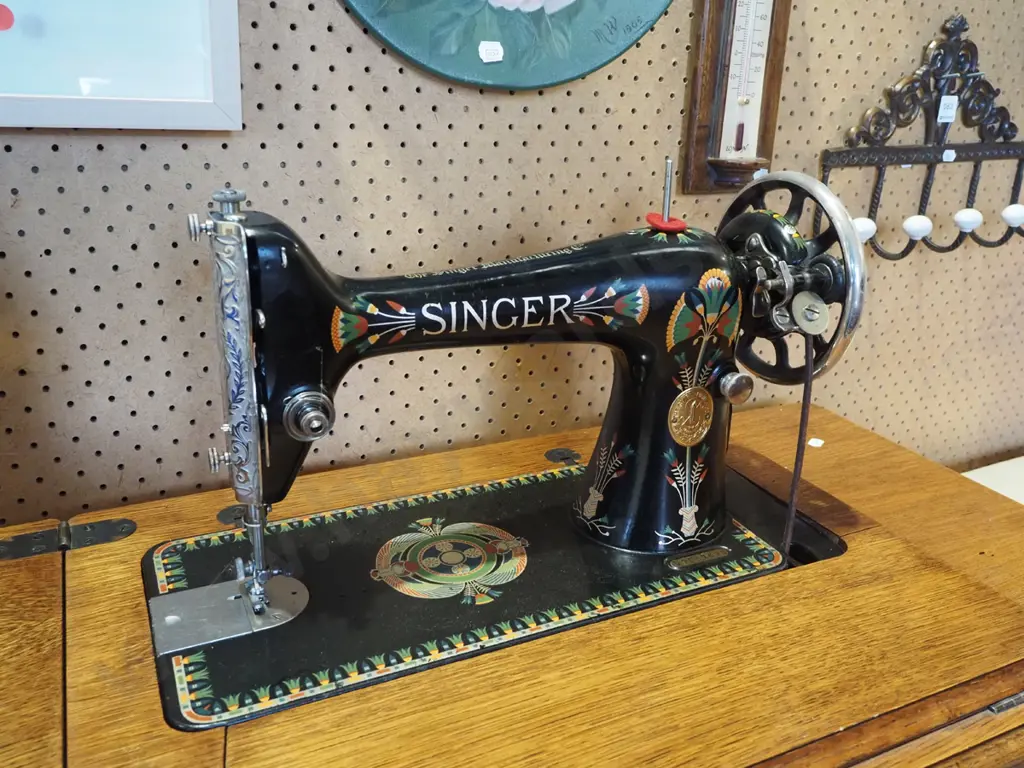 Singer treadle sewing machine in very good condition - original belt Image 1++