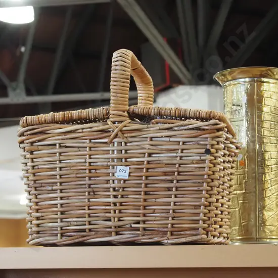 picnic hamper and contents; plates, bowls