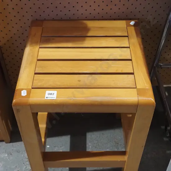 small rimu stool H450