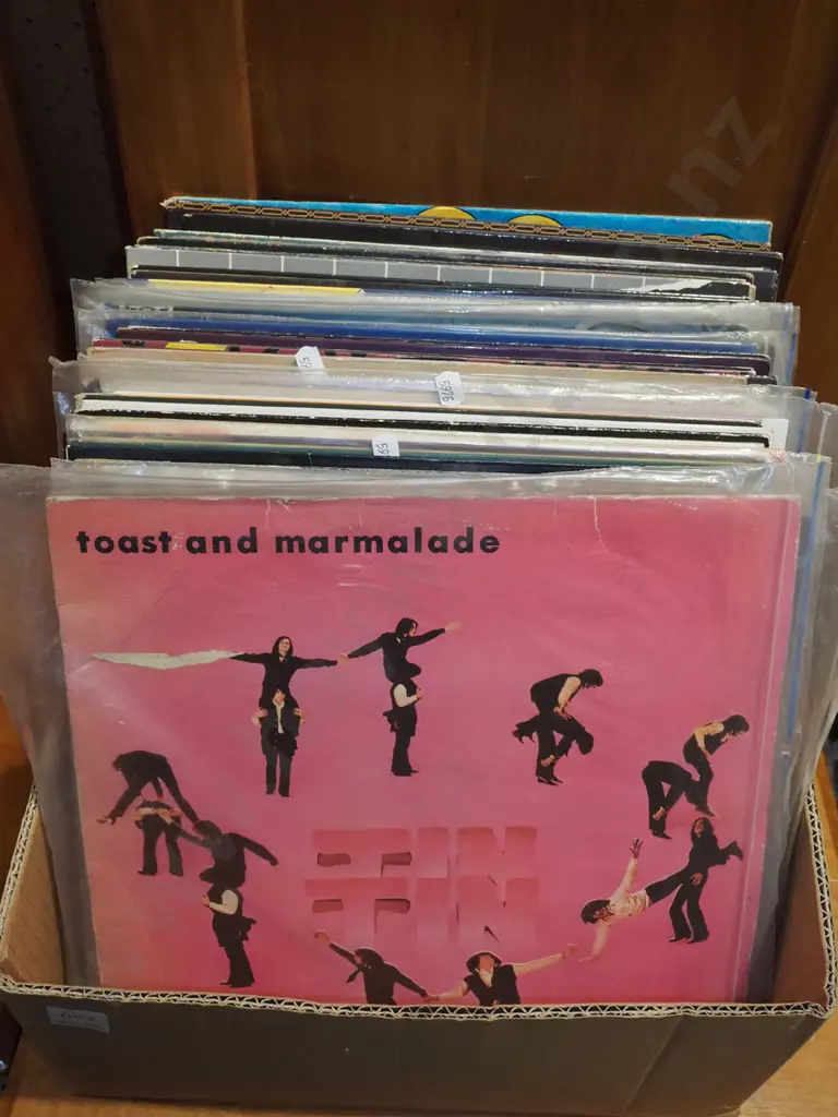 box of LPs; Tina Turner, Willie Nelson etc Image 1++