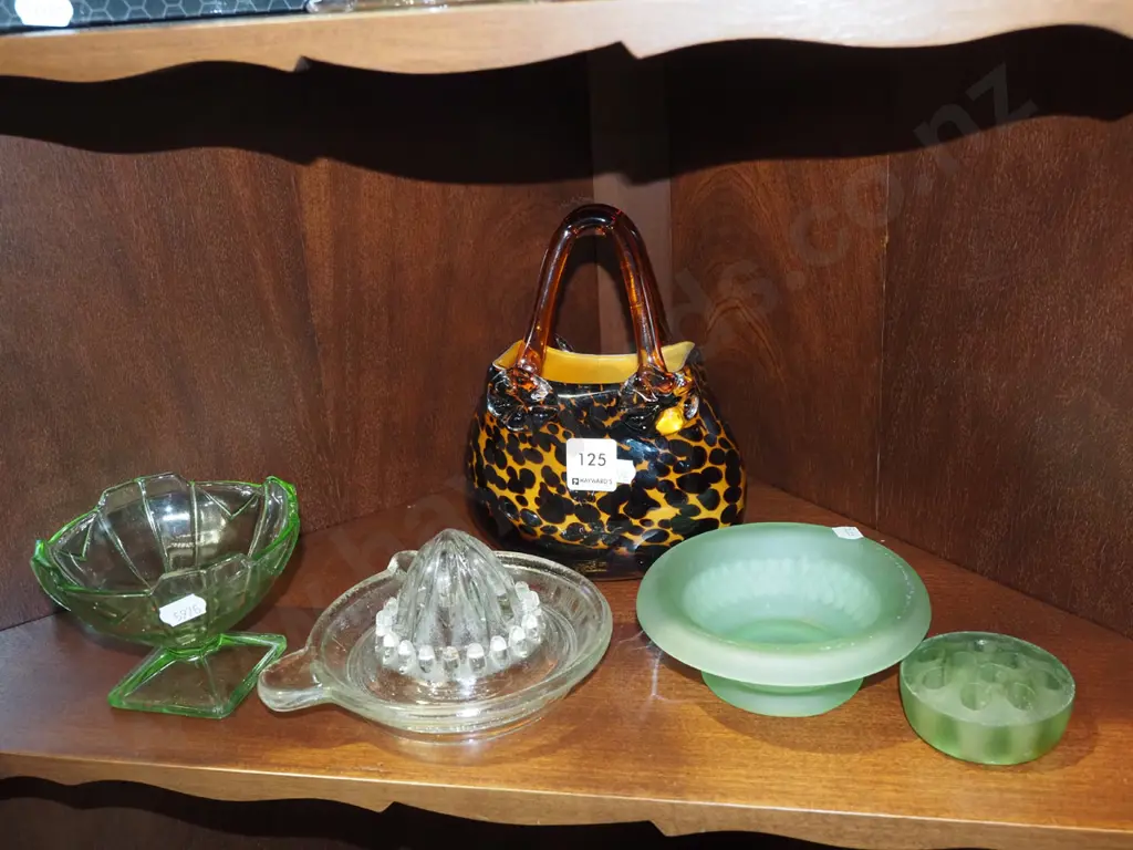 glass basket, glass comport, lemon squeezer etc Image 1++