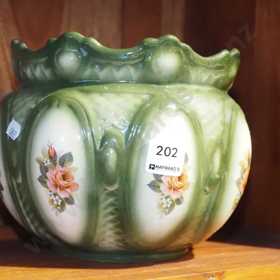 green and pink rose jardiniere H160