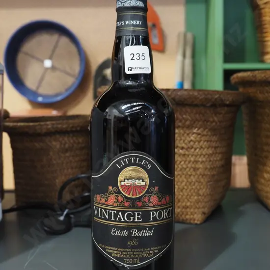 bottle of Littles vintage 1986 port