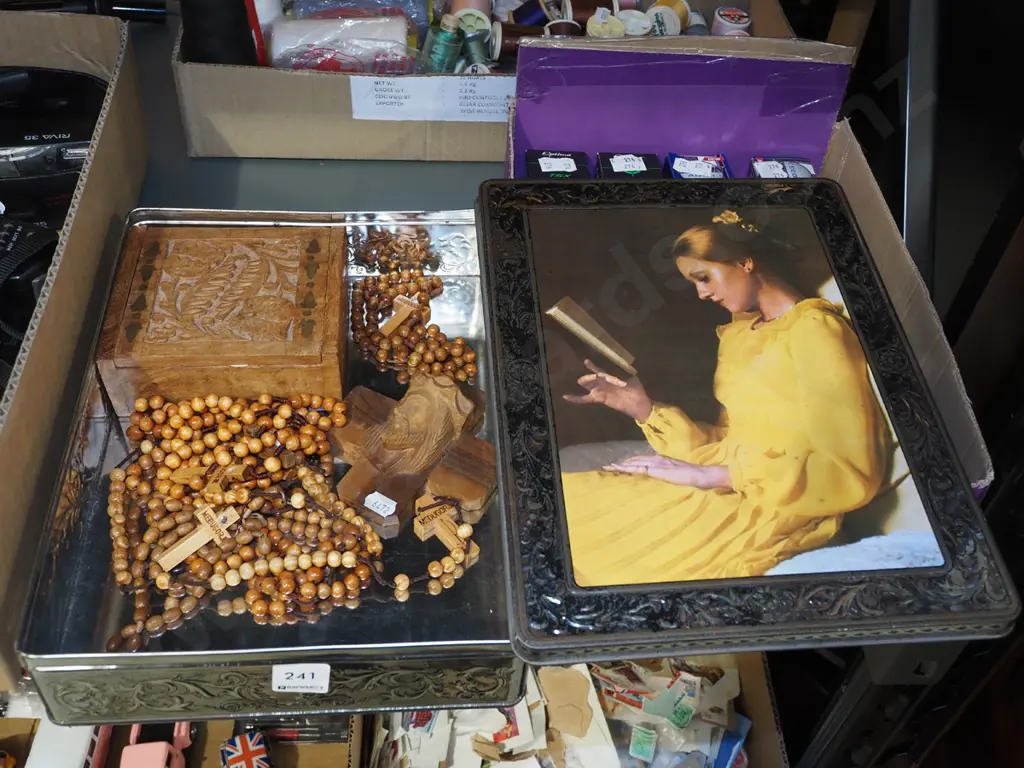 tin of rosary beads, crucifix, carved trinket box Image 1++