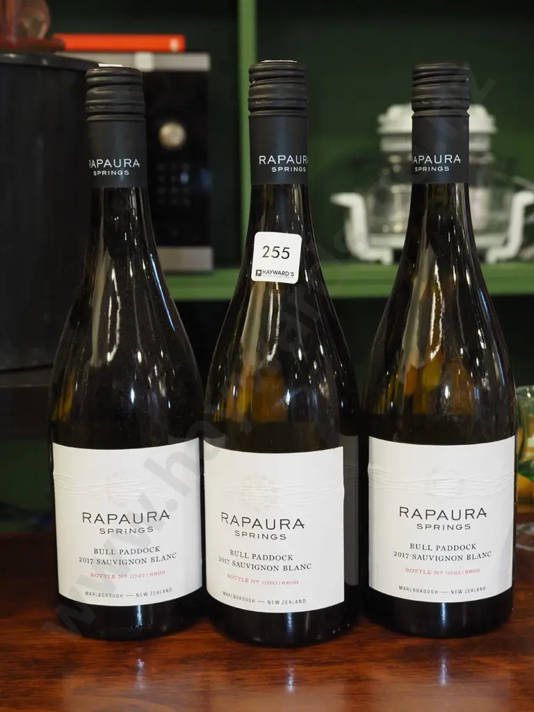 3x bottles Rapaura Springs sauvignon blanc 2017 Image 1++