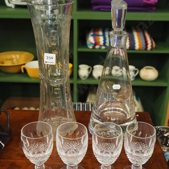 4x Waterford crystal wine glasses - 1 has chip, decanter, vase H330