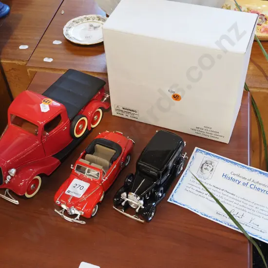 3x metal diecast toy vehicles