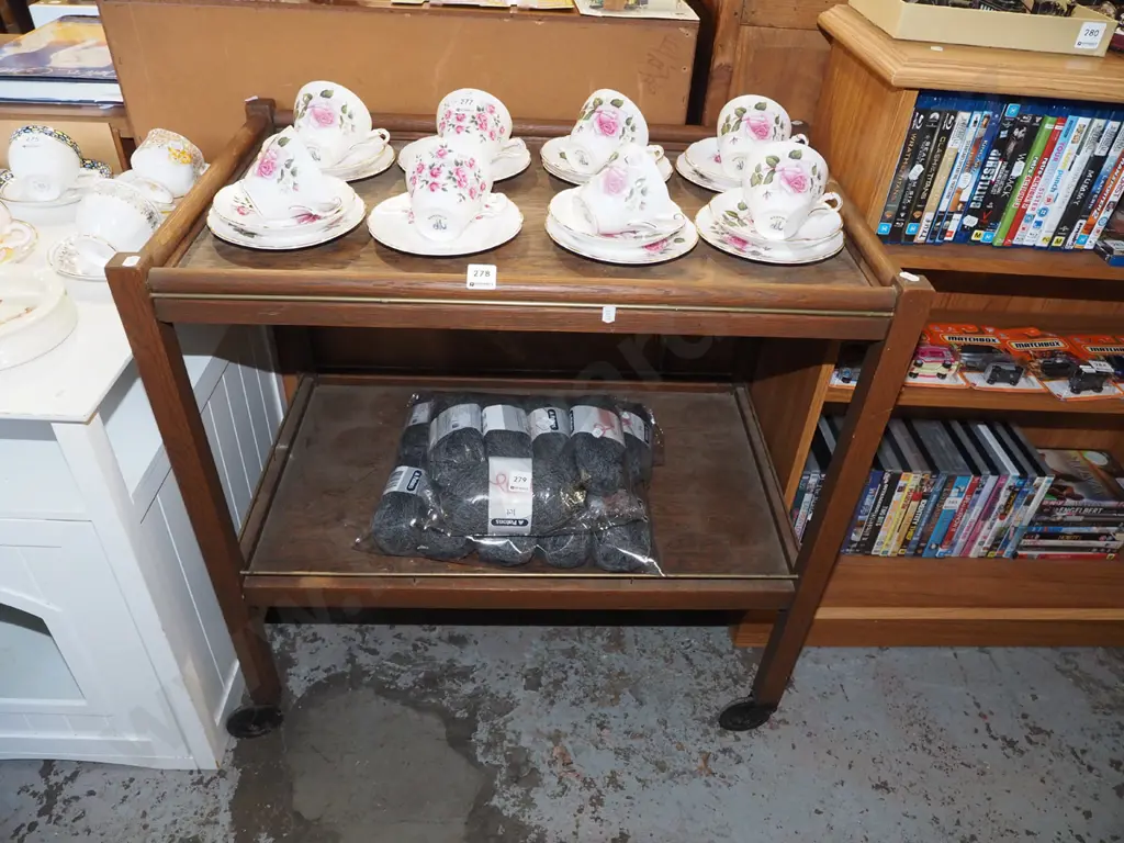 oak 2 tier tea trolley Image 1++