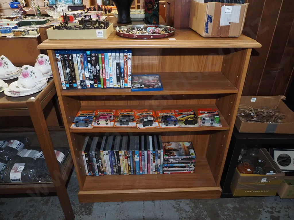 mdf faux wood adjustable bookcase  H910 W830 D260 Image 1++