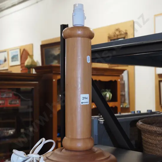 wood based table lamp - needs attention H400