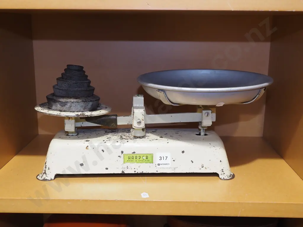 vintage Harper balance scales Image 1++