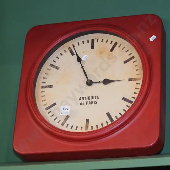 reproduction French clock H380