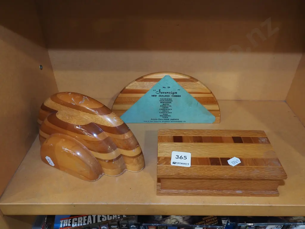 sovereign ware trinket box, bookends Image 1++