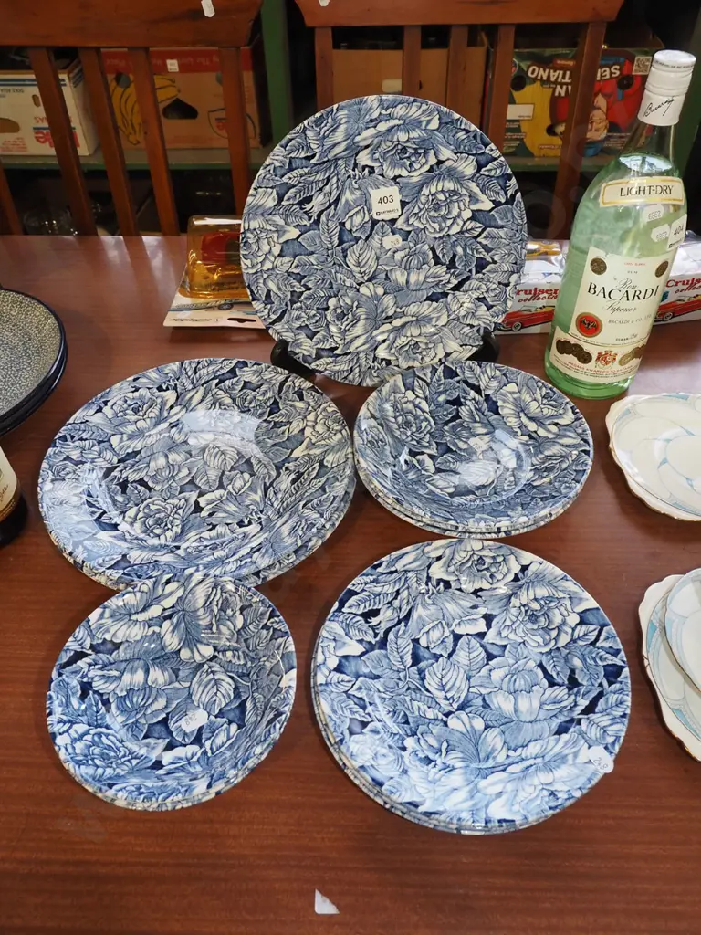 Churchill earthern ware floral plates and bowls Image 1++