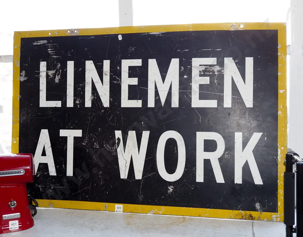 Linemen At Work sign Image 1++