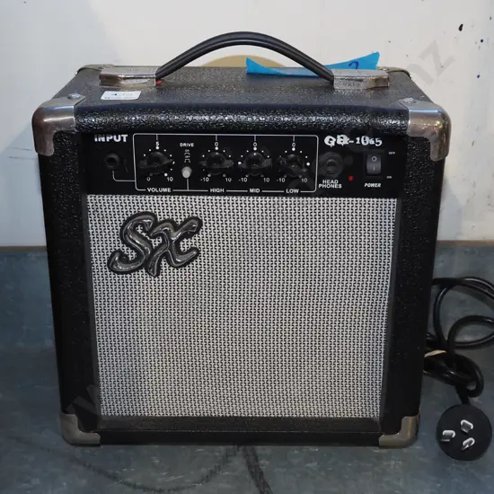 small SX guitar practice amp