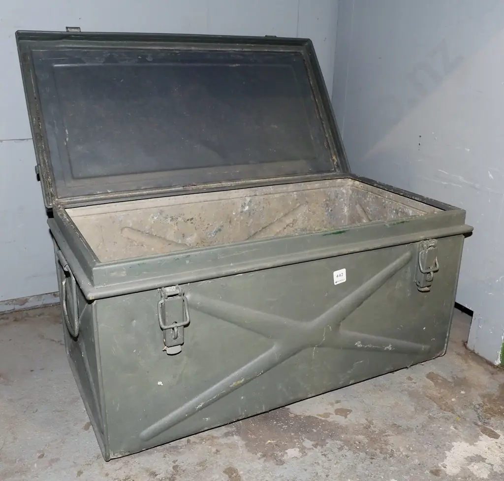 green painted metal trunk Image 1++