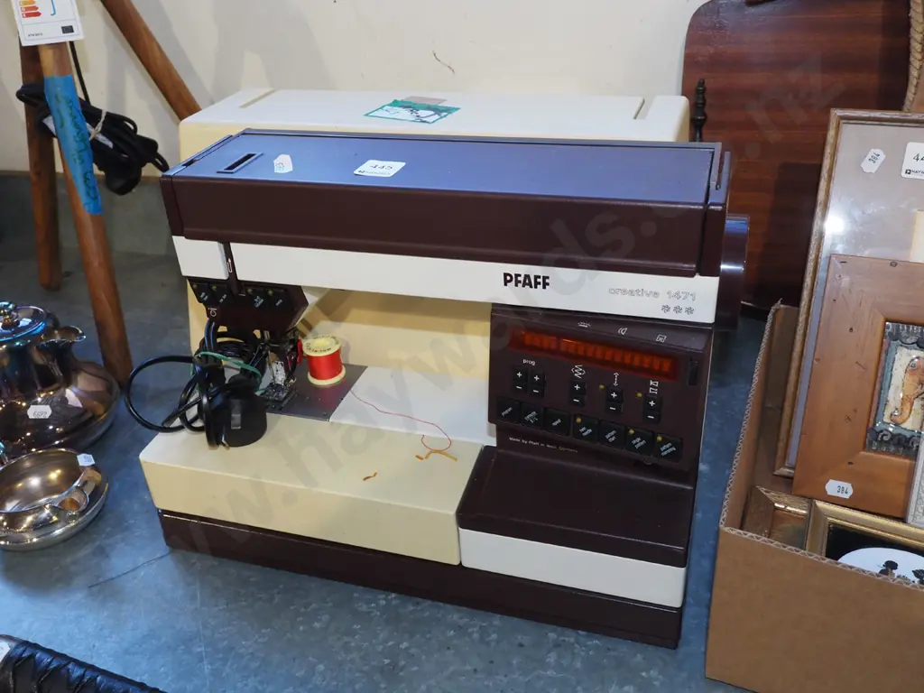 Pfaff sewing machine Image 1++