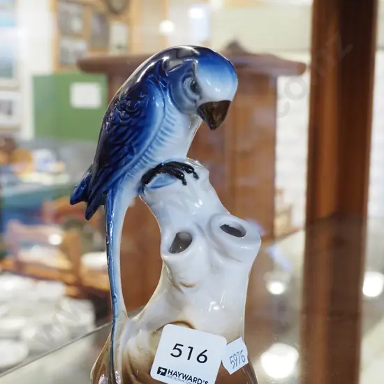 hat pin holder