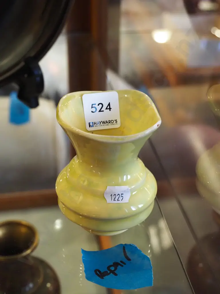 small Crown Lynn vase - has repair Image 1++