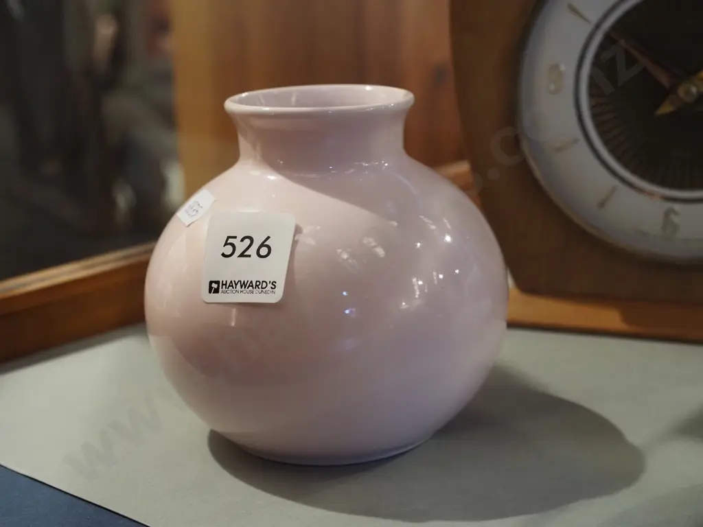 Poole pottery pink vase Image 1++