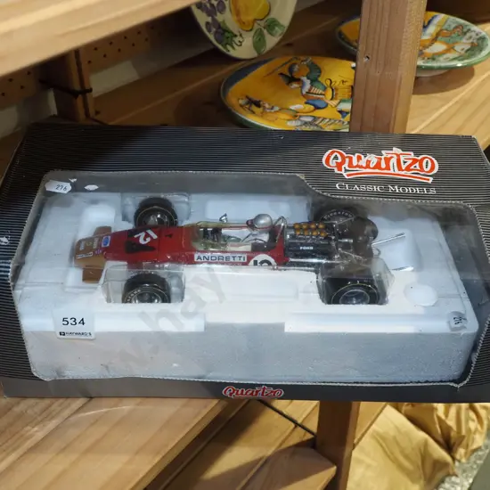 diecast model racing car