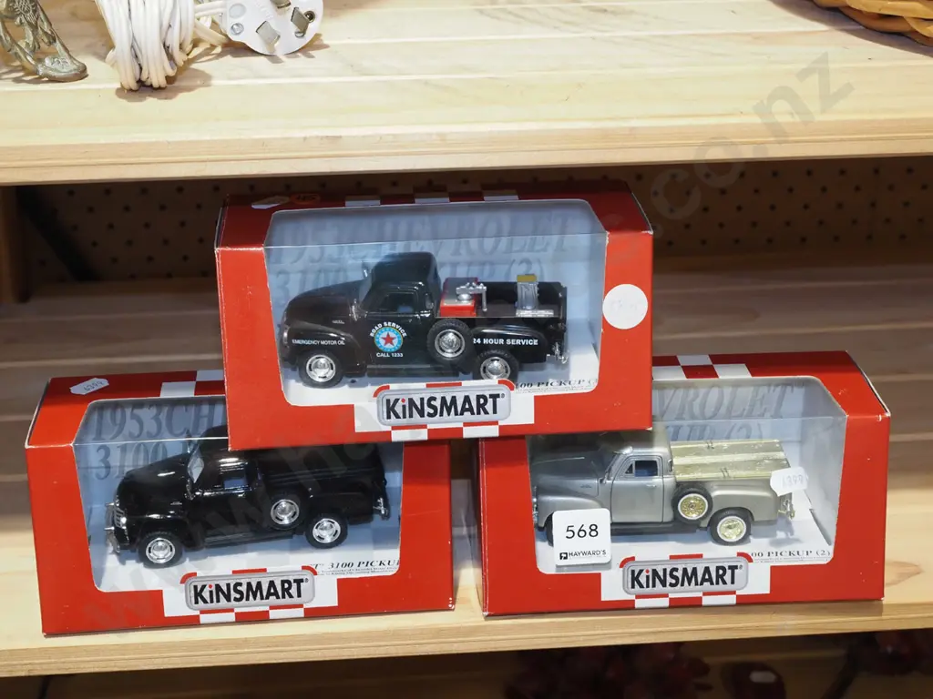 3x Kinsmart boxed diecast trucks Image 1++