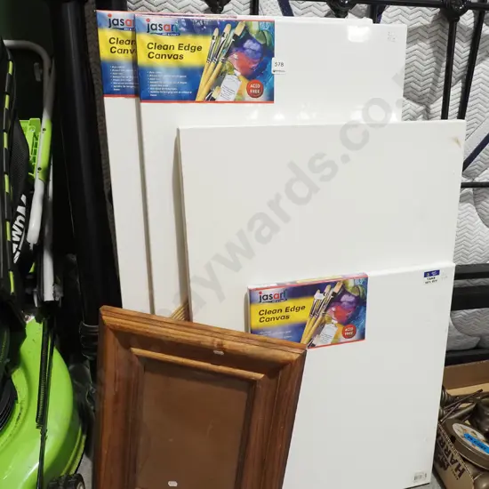 4x artists canvases, pine picture frame