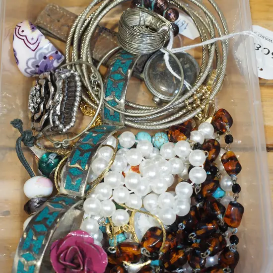 tray of costume jewellery