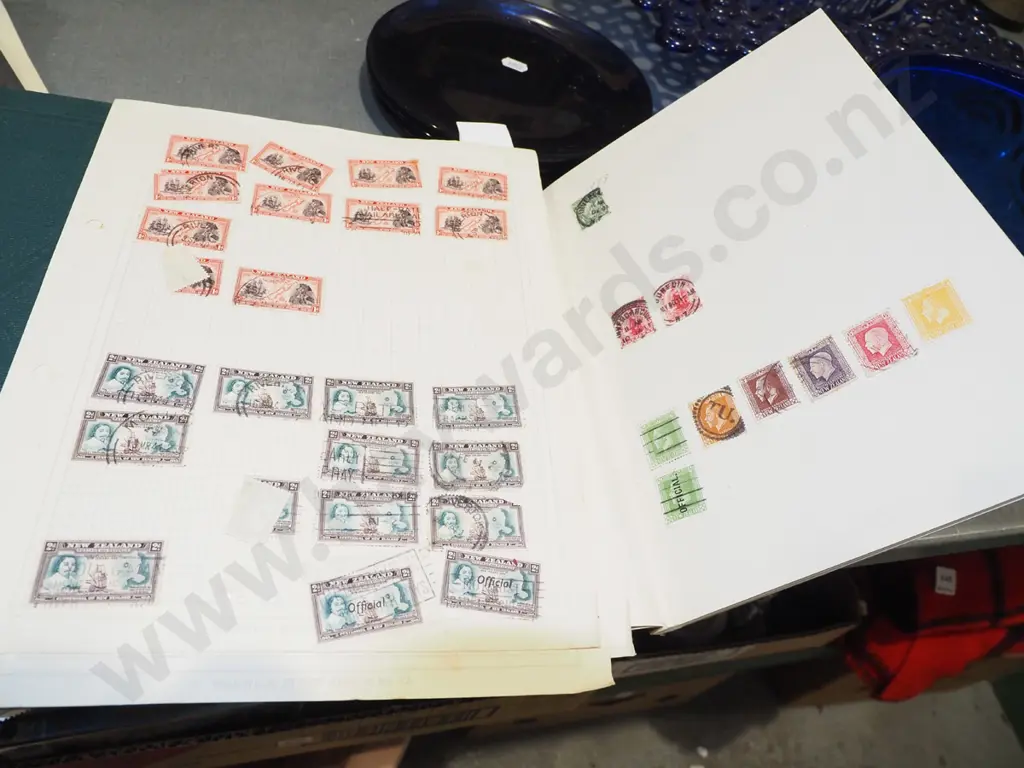 stamp albums Image 1++