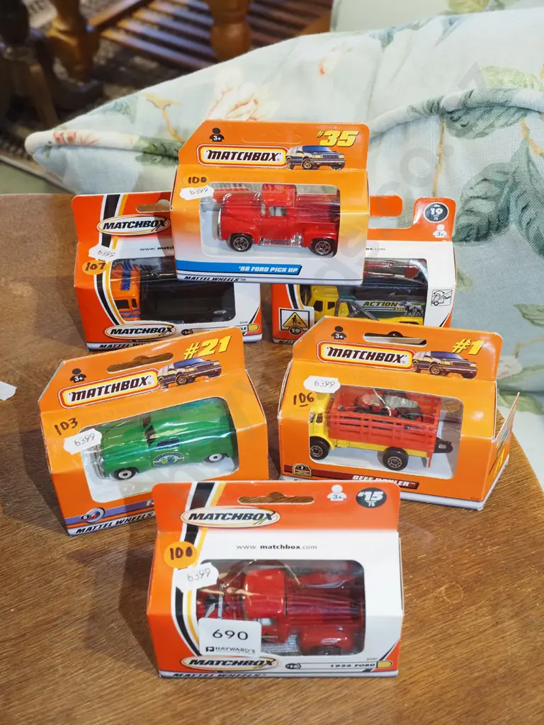 6x as new carded Matchbox vehicles Image 1++