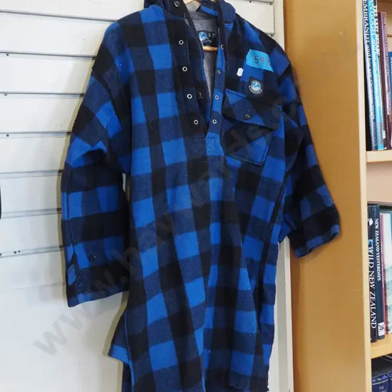 Swanndri blue checked - size small