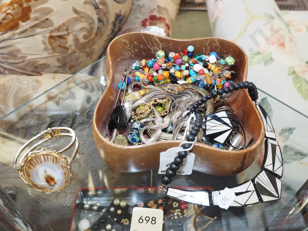 wooden box of costume jewellery Image 1++