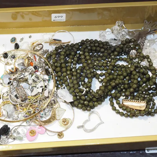 tray of costume jewellery