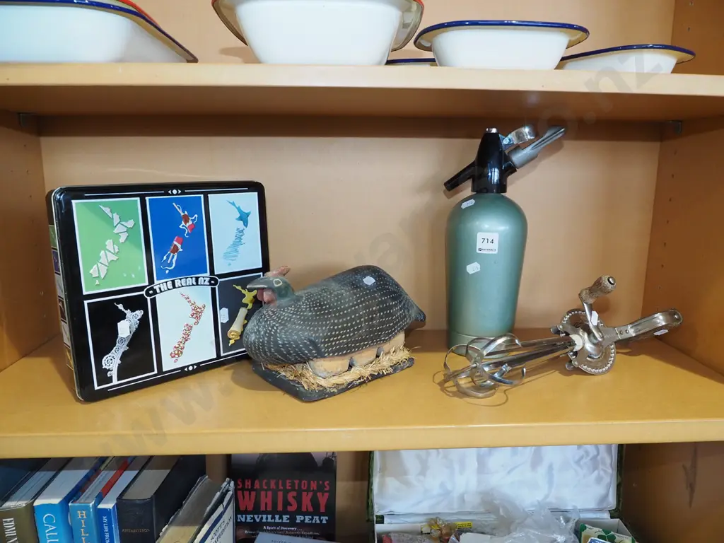 shelf; wooden chicken, biscuit tin, soda syphon etc Image 1++