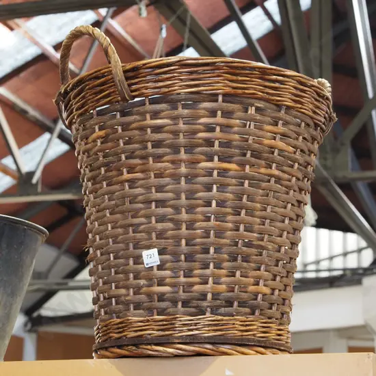 cane basket H470