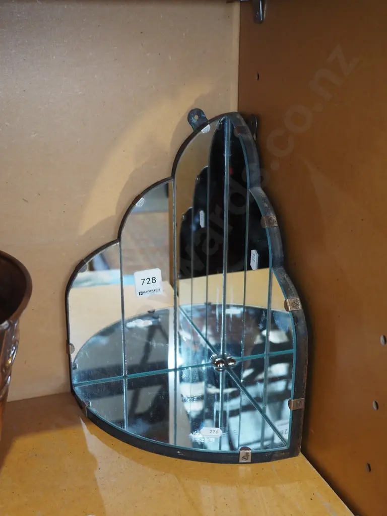 mirrored corner shelf H260 Image 1++