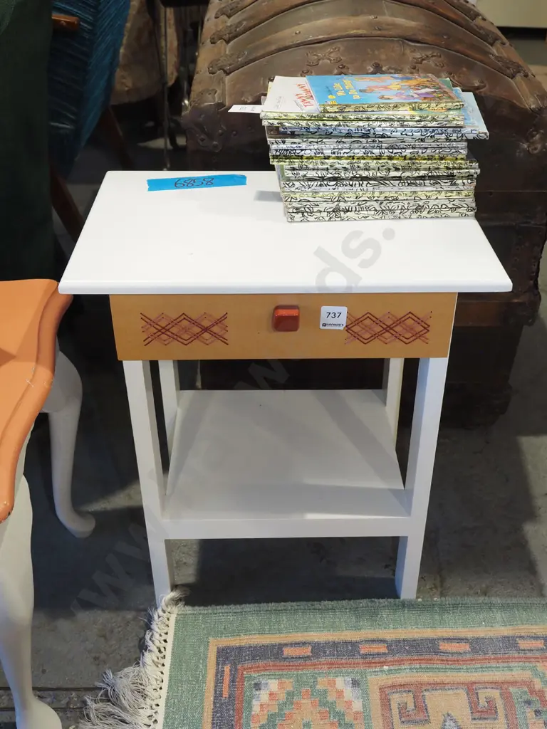 mdf painted single drawer bedside cabinet Image 1++