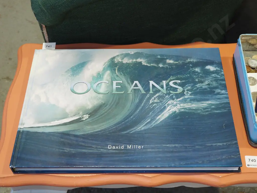 Oceans book Image 1++