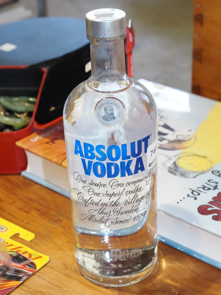 1L Absolut vodka Image 1++
