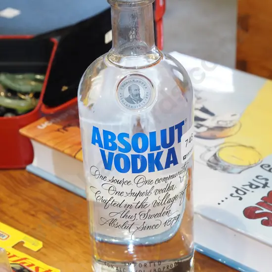 1L Absolut vodka