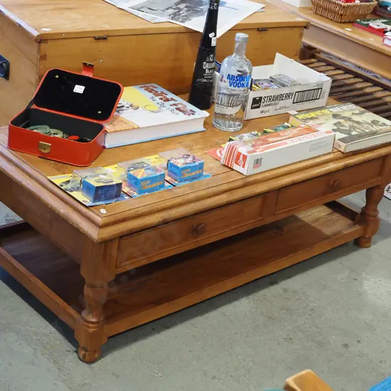 hardwood 2 drawer coffee table H400 W1200 D600